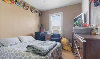 85 Hendricks St, Central Falls, RI 02863