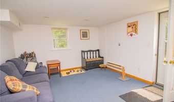 218 High St, Amsterdam, OH 43903