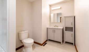 1207 Alden St, Alden, IA 50006