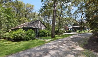 17 Pojac Point Rd, North Kingstown, RI 02852