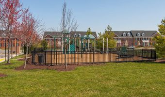 43138 THOROUGHFARE GAP Ter, Ashburn, VA 20148