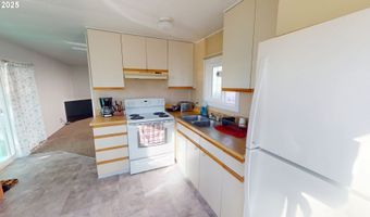 15765 S HIGHWAY 101 4, Brookings, OR 97415