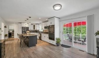 537 Pingree Hl, Auburn, NH 03032