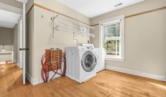 6005 ANNISTON Rd, Bethesda, MD 20817