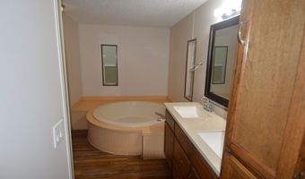 1182 NW 27th Ter, Bell, FL 32619