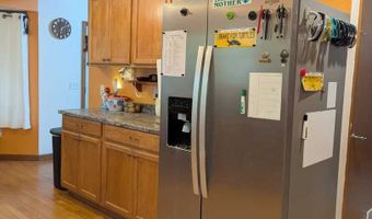 10617 Niggli Rd, Alhambra, IL 62001