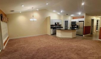 1512 Olive Dr, Aberdeen, SD 57401