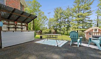 705 Overlook Dr, Alliance, OH 44601