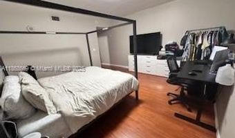 3000 NE 188th St 706, Aventura, FL 33180