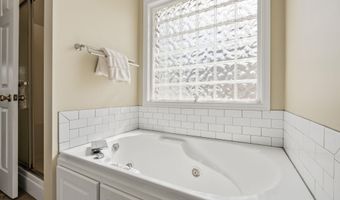 110 N Carleila Lake Way, Spartanburg, SC 29307