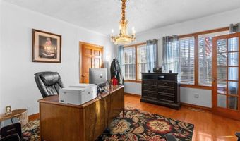 722 E 18th St, Ada, OK 74820