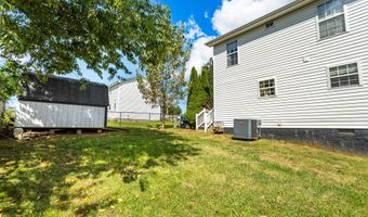 226 Hallock Dr, Abingdon, VA 24210