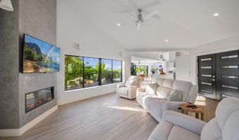 557 Kupulau Dr, Kihei, HI 96753