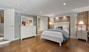 97 Huntington Rd, Atlanta, GA 30307