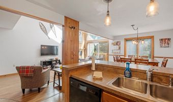 18 Woodsview Ln 2, Lincoln, NH 03251