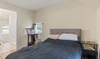 540 Longmeadow Rd, Amherst, NY 14226