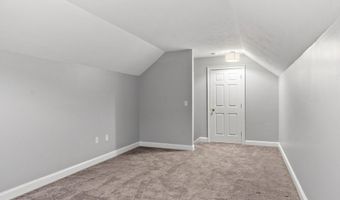 90 Frye Rd, Bolton, MA 01740