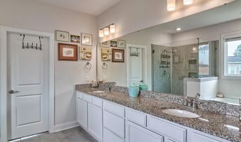 40 Hanging Leaf Ct, Blythewood, SC 29016