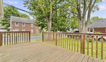 40 Wake St, Bridgeport, CT 06610