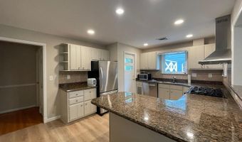 2356 S PIERCE St, Arlington, VA 22202