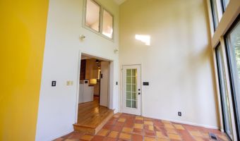 2246 Country Clb, Appomattox, VA 24522