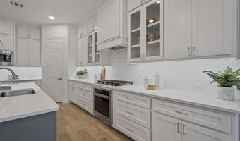 717 Blackbird Dr, Aledo, TX 76008