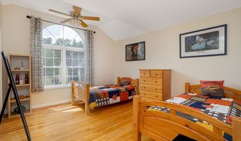 8 Alden Dr 8, Berlin, MA 01503