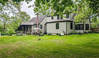 42 Mechanic St, North Smithfield, RI 02896