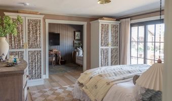 64141 Tumalo Rim Dr, Bend, OR 97703