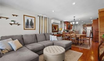 1958 Cranston St, Cranston, RI 02920