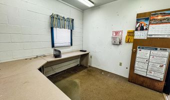 33 Transport Dr, Bennington, VT 05201