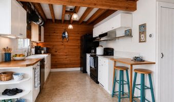 12 Grove Way, Clinton, CT 06413