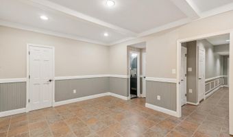 8942 BARROWGATE Ct, Potomac, MD 20854