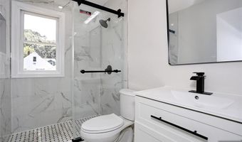 14 Byrne Pl, Bergenfield, NJ 07621