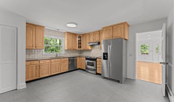 6989 FREDERICKSBURG Rd, Barboursville, VA 22923