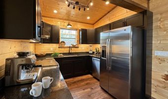301 Baker Barr Rd, Beattyville, KY 41311