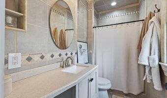 313 Rice St, Anoka, MN 55303