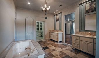 120 Port Ln, Brandon, MS 39047