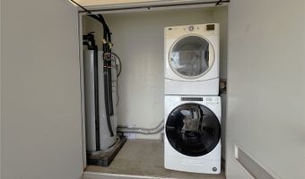 91-1035 Kamaaha Ave 1702, Kapolei, HI 96707