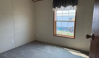 6 Daniel Dr, Belfast, ME 04915