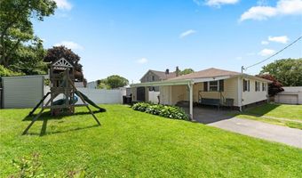 211 IROQUOIS ROAD Rd, Cumberland, RI 02864