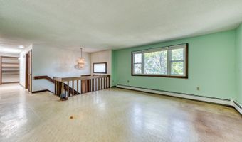 58 Towne Dr, Berlin, CT 06037