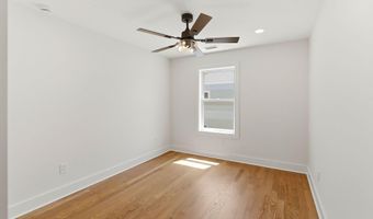 56 W Washington Ave, Atlantic Highlands, NJ 07716