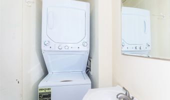 4202 Keanu St 4, Honolulu, HI 96816