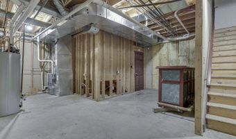 20 Forrests Edge Ct, Indianapolis, IN 46227