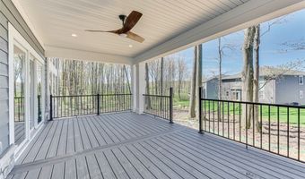 805 Club Dr W, Aurora, OH 44202