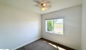 1709 Hickory St, Alma, MI 48801