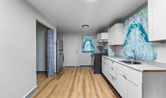 67 Elm St, Andover, NJ 07801