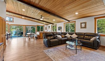 17562 W Swan Shores Rd, Bigfork, MT 59911