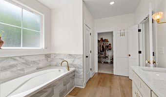 425 Dean Rd, Barnesville, GA 30204
